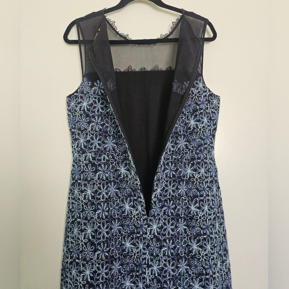 Elie Tahari Ophelia Sleeveless Blue Floral Embroidered A-Line Dress Sz 12 - Picture 9 of 13